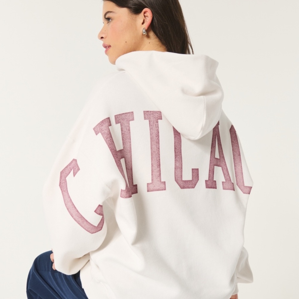 NEW OVERSIZED CHICAGO GRAPHIC HOODIE